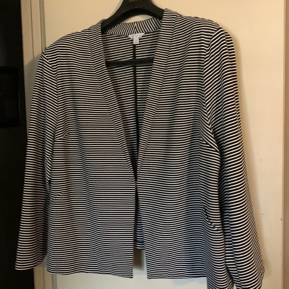 Boutique 5x black and white striped jacket